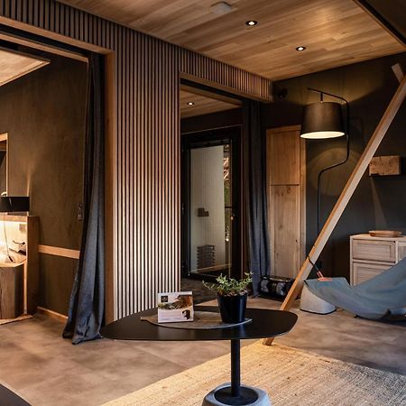 Le Studio Des Pres Verts Suite Design Avec Jacuzzi Privatif Jouey Экстерьер фото
