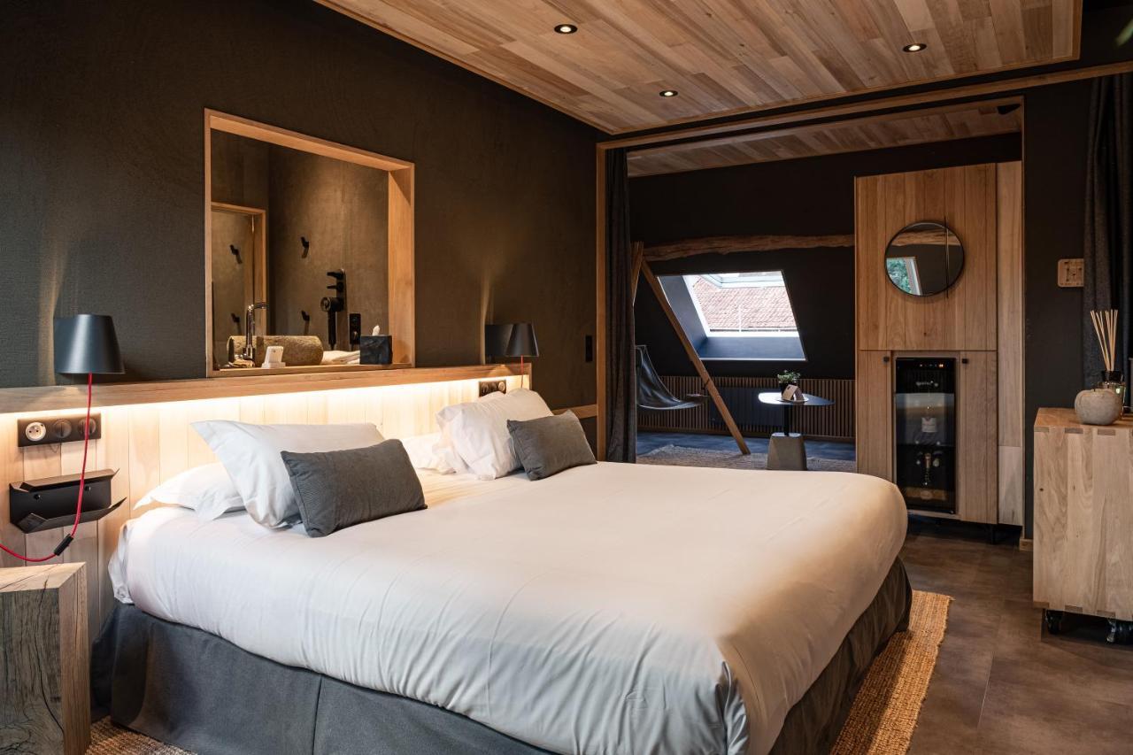 Le Studio Des Pres Verts Suite Design Avec Jacuzzi Privatif Jouey Экстерьер фото